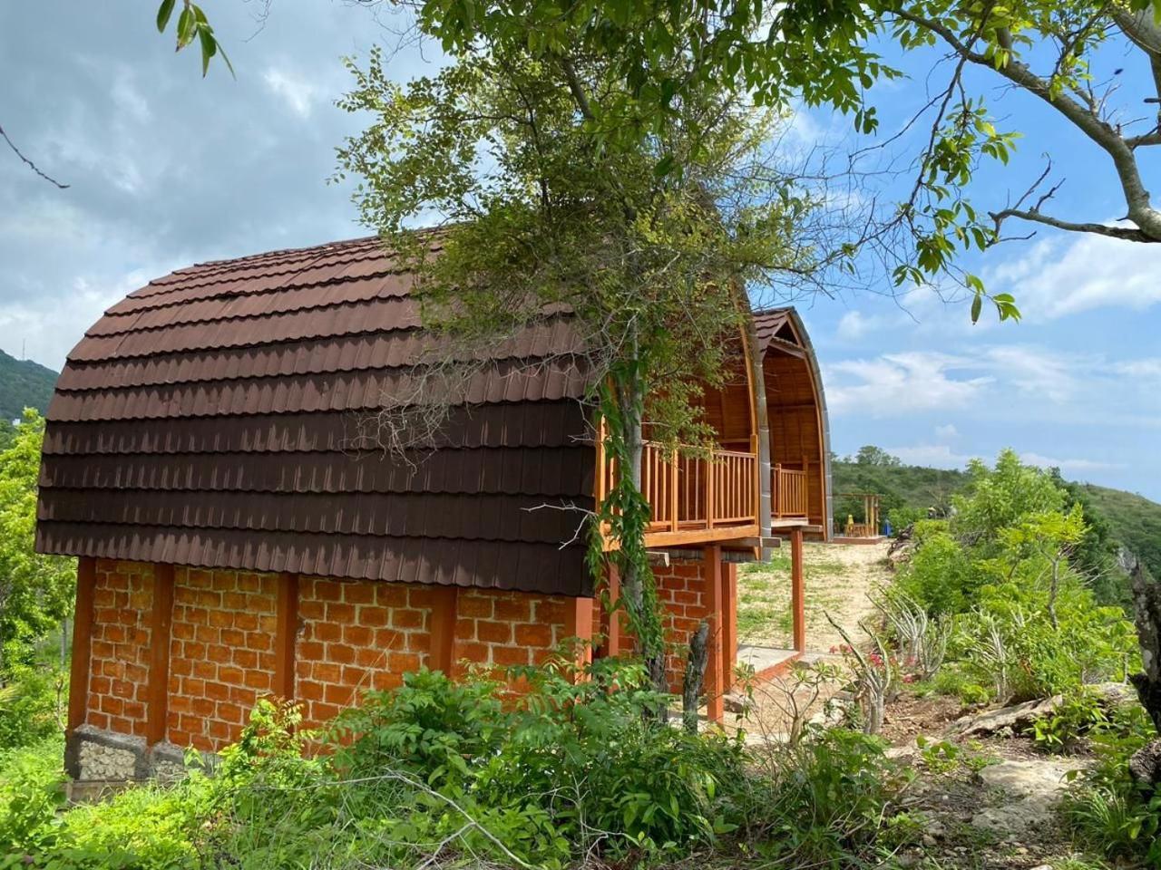 Suwehan Beach Cliff House By Bijak Polilit Exterior foto