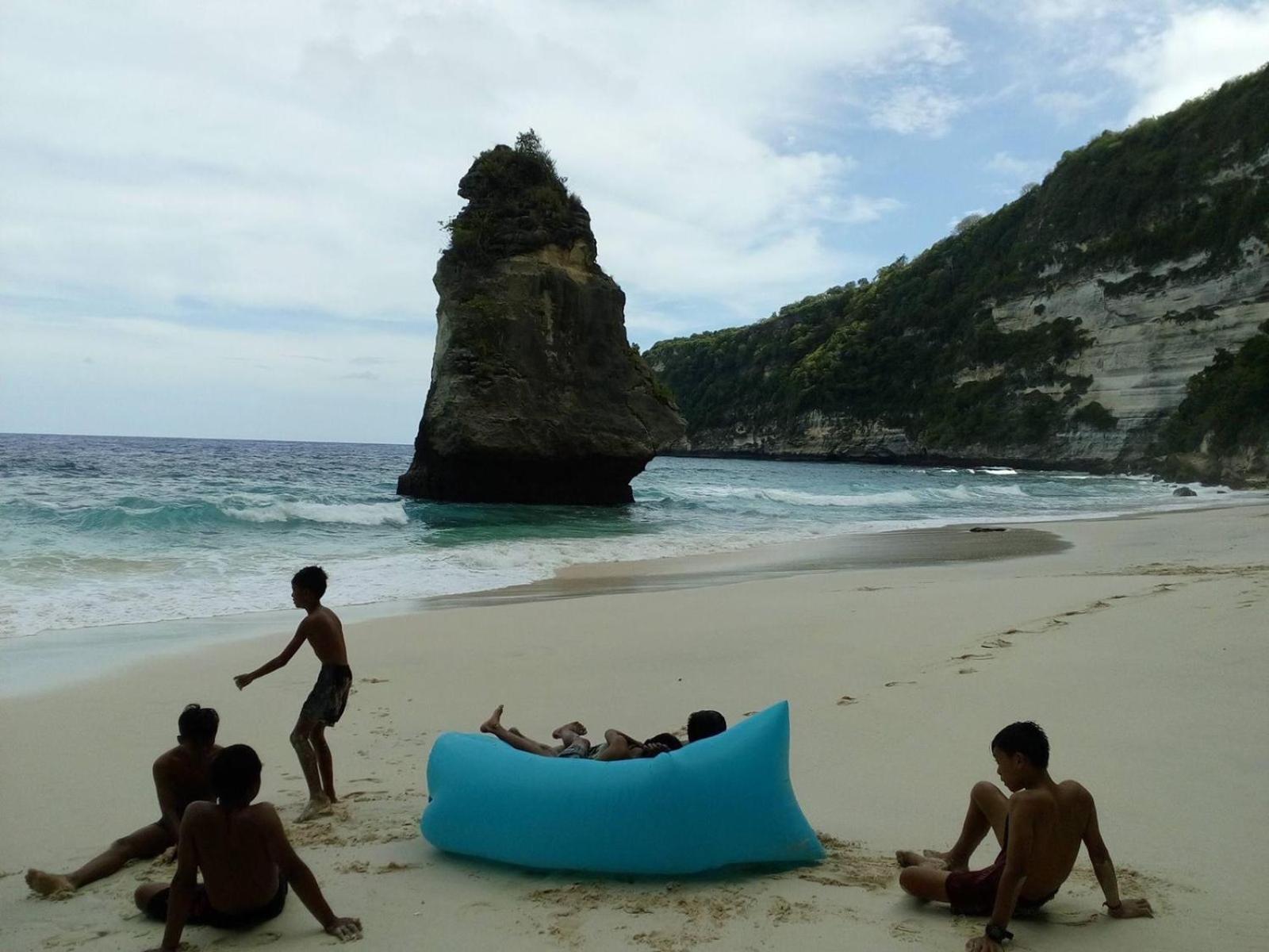 Suwehan Beach Cliff House By Bijak Polilit Exterior foto